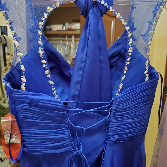 DRESS - Picture 2 of 3